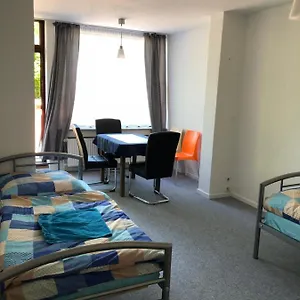 Rana's Zimmervermittlung 2 Hostel